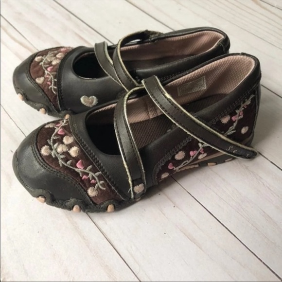 Girls Skechers - Picture 2 of 9